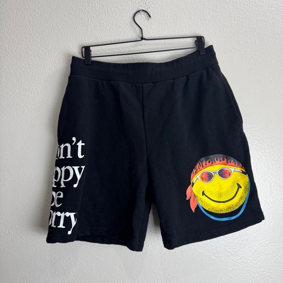 Market Smiley Dont Happy Be Worry Shorts Size XXL - Picture 1 of 7